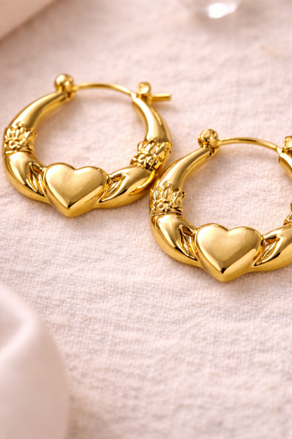Amour Hoops