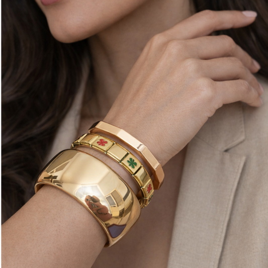 The Statement Glow Stack